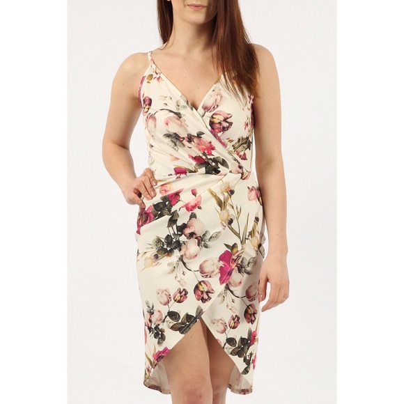 Floral Bodycon Wrap Dress - Picture 3 of 7